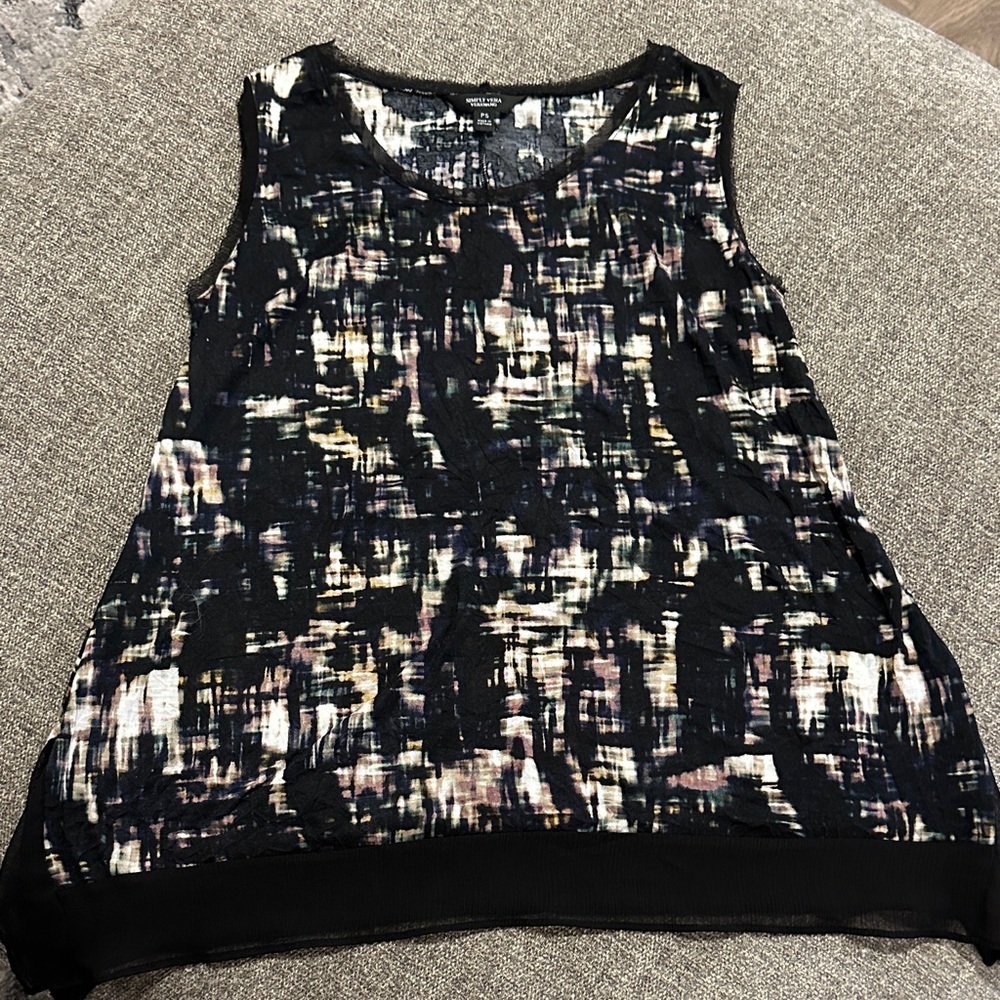 Simply Vera Black and White Abstract Tank Top size PS